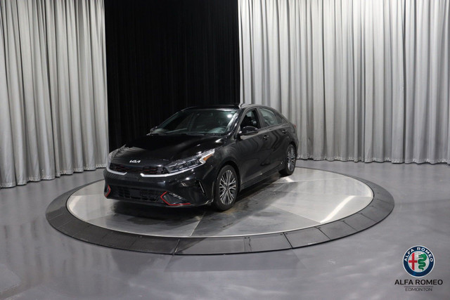 2023 Kia Forte GT-Line HEATED/COOLED LEATHER / 10.25' DISPLAY... in Cars & Trucks in Edmonton