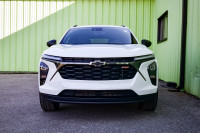 This 2024 Chevrolet Trax is for sale today. This SUV has 40,927 kms. It's white in colour and is com... (image 3)