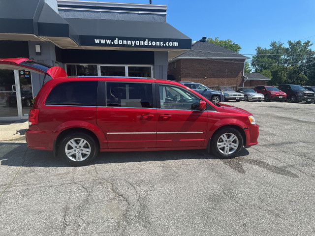 2013 Dodge Grand Caravan 4dr Wgn Crew in Cars & Trucks in Mississauga / Peel Region