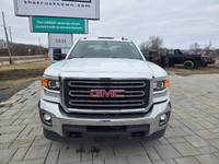 2017 GMC Sierra 2500HD SLE 4WD Crew Cab with 199,000kms on it. Vehicle comes safety certified. Exten... (image 1)