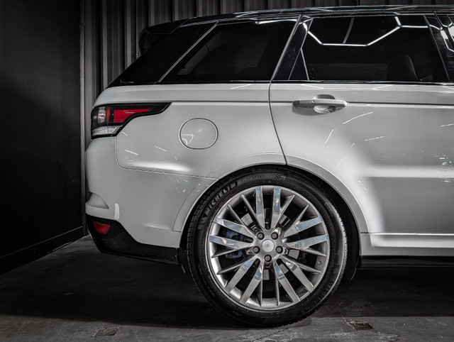 2016 Land Rover Range Rover Sport in Cars & Trucks in Edmonton - Image 4