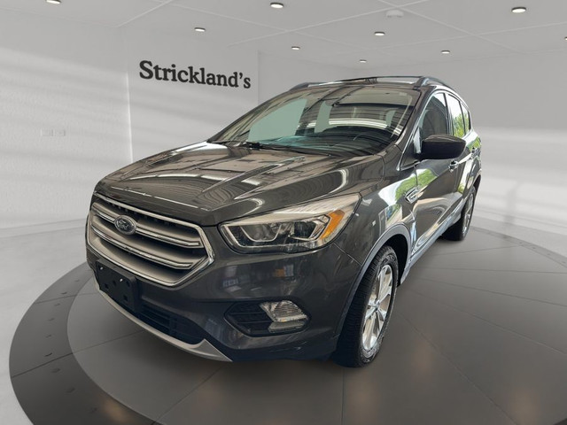 2017 FORD ESCAPE SE 4WD in Cars & Trucks in Stratford