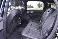 Clean Carfax, 3.0L Supercharged V6, Quattro All-Wheel Drive, 7-Seater, S line Sport Package, Technik... (image 9)