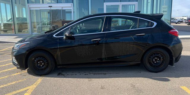 2018 Chevrolet Cruze PREMIER HB in Cars & Trucks in Regina - Image 2