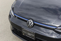 Very Clean Vw Golf R Recently Traded In At Porsche Centre London. Finished In Deep Black Pearl, This... (image 5)