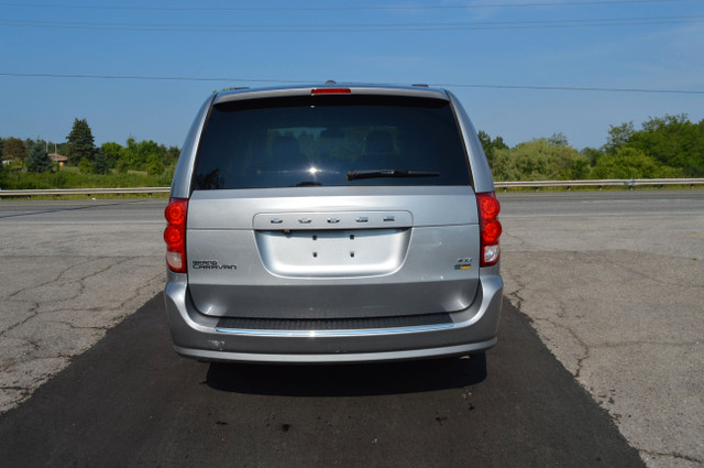 2019 Dodge Grand Caravan SXT 2WD in Cars & Trucks in Markham / York Region - Image 4