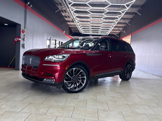 2020 Lincoln Aviator in Cars & Trucks in Edmonton
