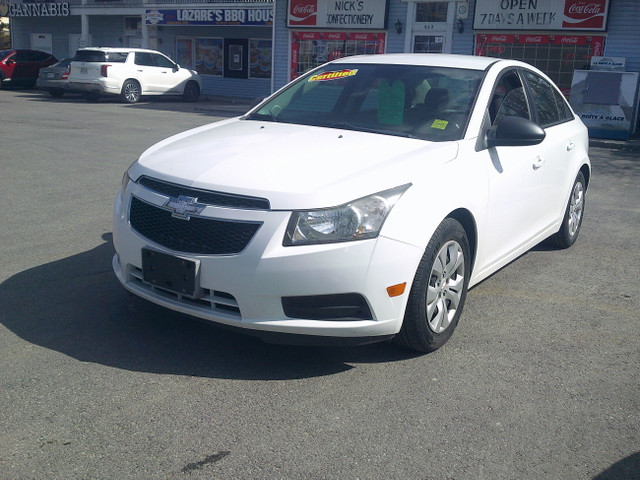 2014 Chevrolet Cruze 2LS ***ON or QC Safety Included*** in Cars & Trucks in Ottawa - Image 3