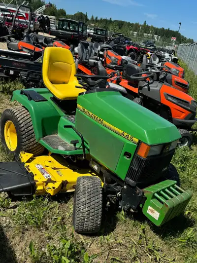 TAXES AND FEES MAY APPLY 568 hours REAR 3 POINT HITCH & PTO 22HP Kawasaki 617cc 2-cyl gasoline Trans...