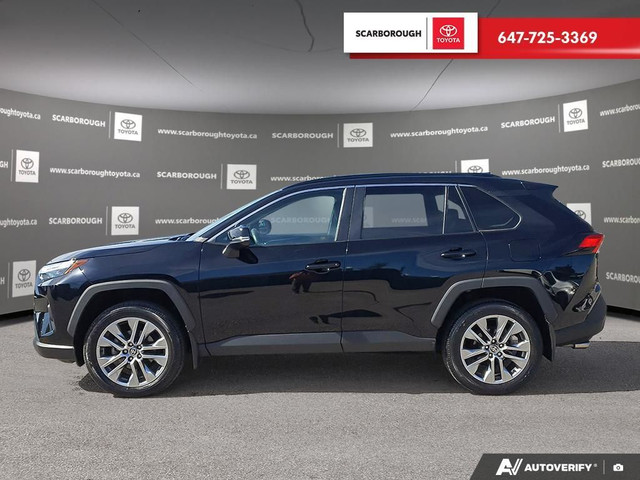 2022 Toyota RAV4 XLE AWD | Sunroof | Alloys in Cars & Trucks in City of Toronto - Image 3