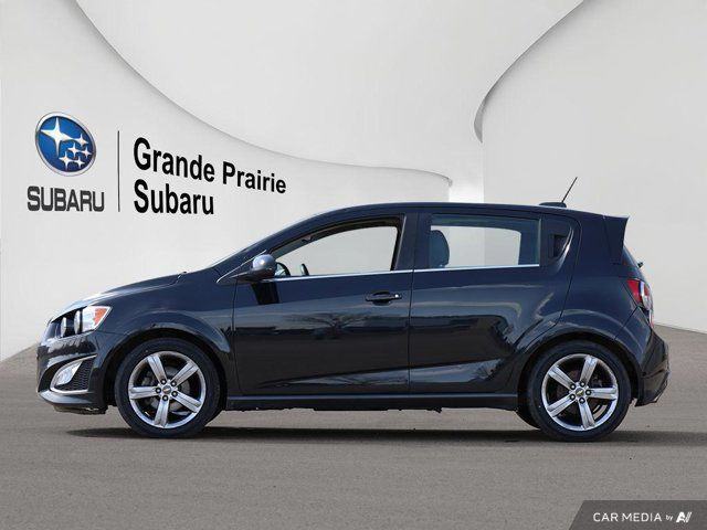 2015 Chevrolet Sonic RS | Manual Transmission | Sunroof in Cars & Trucks in Grande Prairie - Image 2