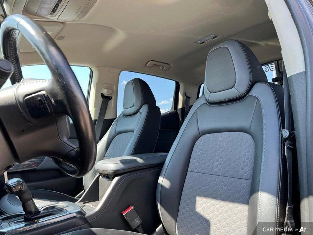 2020 Chevrolet Colorado Z71 4WD Crew Cab | Heated Seats in Cars & Trucks in Strathcona County - Image 3