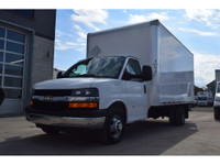 Camera de recul, BOITE 16 PIEDS, Moteur 6.0L V8. SUPERBE CONDITION, BAS KM. ** 122,000km certifié!!... (image 1)