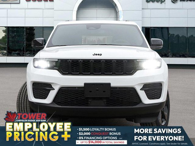 2025 Jeep Grand Cherokee Altitude in Cars & Trucks in Calgary - Image 3