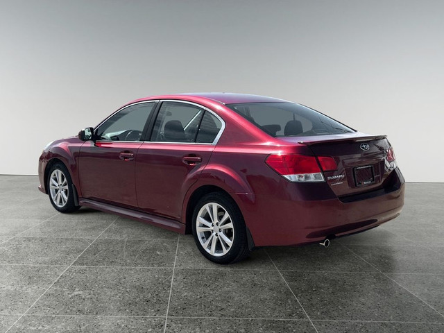 2014 Subaru Legacy 2.5i w-Touring Pkg / Heated Seats / AWD in Cars & Trucks in Calgary - Image 4