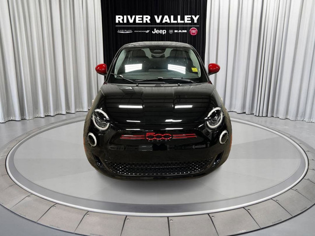 2024 FIAT 500e in Cars & Trucks in Strathcona County - Image 2