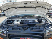 This 2023 GMC Savana Cargo Van boasts a powerful 4.3L V6 engine with Direct Injection and Variable V... (image 9)