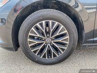 This Volkswagen Jetta boasts a Intercooled Turbo Regular Unleaded I-4 1.4 L/85 engine powering this... (image 8)