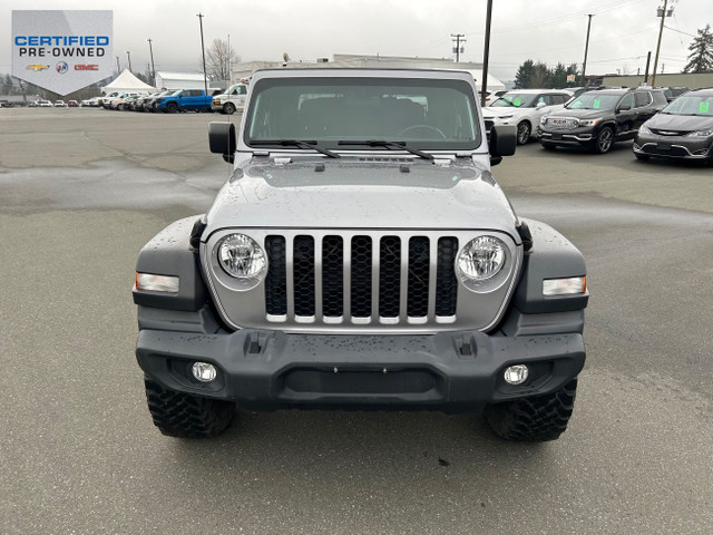 2020 Jeep Gladiator Sport S Bluetooth Heated Seats Remote Sta... in Cars & Trucks in Comox / Courtenay / Cumberland - Image 2