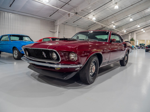 1969 Ford Mustang GT R-Code 428 Cobra Jet in Classic Cars in London - Image 2