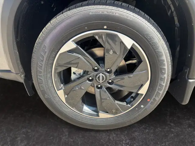 2025 Nissan Rogue dans Autos et camions dans Calgary - Image 15