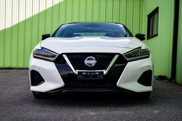 2023 Nissan Maxima SL • SUNROOF • NAV • HEATED LEATHER • CP/AA in Cars & Trucks in Kingston - Image 4