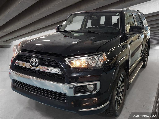 2019 Toyota 4Runner 4DR 4WD LIMITED dans Autos et camions  à Ville d’Edmonton
