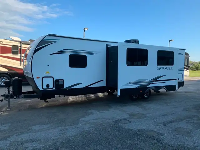  2023 Palomino Solaire 294DBHS in Travel Trailers & Campers in Barrie - Image 4