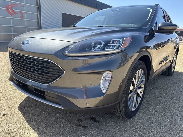 2020 Ford Escape Titanium Hybrid in Cars & Trucks in Edmonton - Image 2