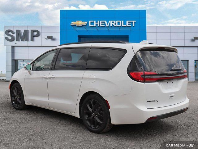 2022 Chrysler Pacifica Touring L | S Package | Leather | in Cars & Trucks in Saskatoon - Image 4