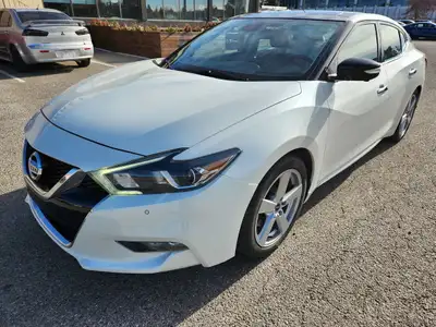 Leather, Dual sunroof, Fully equipped, Executive driven, well maintained, service records. Excellent...