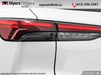 Leather Seats! This Infiniti QX60 has a rich look and excellent interior space. This Infiniti QX60 i... (image 8)