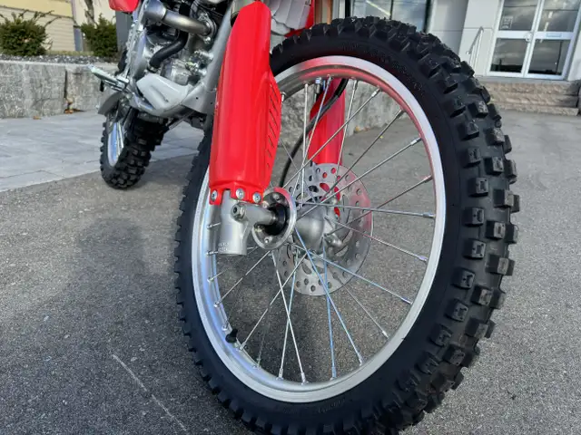 2025 Honda CRF 150R Expert in Dirt Bikes & Motocross in Kitchener / Waterloo - Image 13