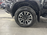 All Services Completed, One Owner verified, Accident Free, 4WD, 17''' Alloy Wheels, 400 Watt 120V Ca... (image 9)