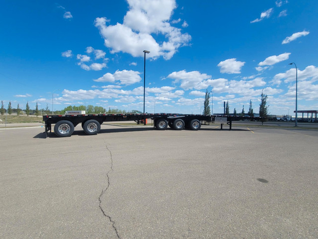 New - 2022 Berg Super B Flat Deck / Blow Out Pricing! in Heavy Trucks in Red Deer - Image 2