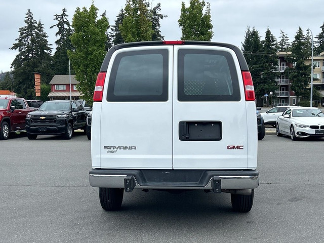 2022 GMC Savana Cargo Van with Bulkhead, only 19,300K's, Power G in Cars & Trucks in Nanaimo - Image 4