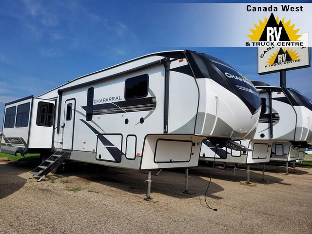 2022 Coachmen Chaparral 360IBL in Travel Trailers & Campers in Saskatoon - Image 2