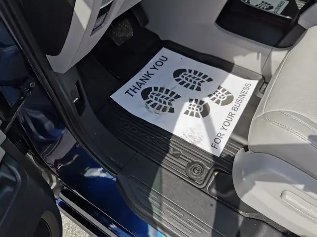 2018 Honda Odyssey Touring dans Autos et camions dans Belleville - Image 15