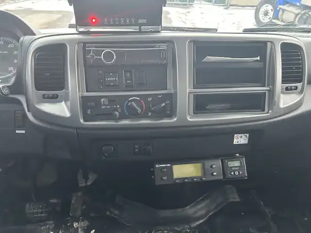 2019 Hino 258 Reefer *Fire Sale Promo* in Heavy Trucks in Longueuil / South Shore - Image 15