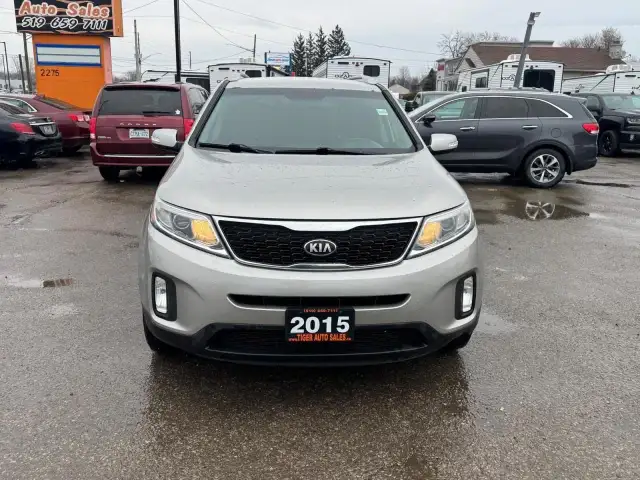2015 Kia Sorento LX, AWD, V6, 2 SETS OF WHEELS, CERTIFIED in Cars & Trucks in London - Image 9