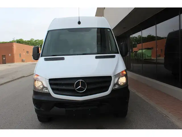 2017 Mercedes-Benz Sprinter 170\" - \"3.0L DIESEL\" - \"REAR HEA in Cars & Trucks in City of Toronto - Image 23