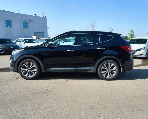2016 Hyundai Santa Fe Sport Limited | Awd | Panoramic Sunroof in Cars & Trucks in Edmonton - Image 2