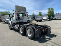 Ryder Stock ID: 239945 Transmission Type/Speed: Auto 13 Engine: DIESEL X15 GHG'17 450/1800 Horse Pow... (image 7)