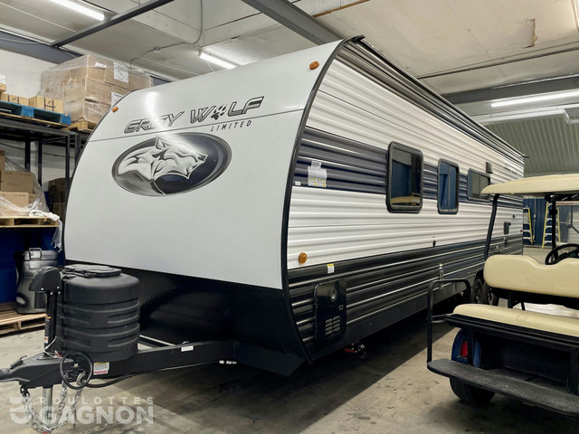 2024 Grey Wolf 26 DJ SE Roulotte de voyage in Travel Trailers & Campers in Lanaudière - Image 2