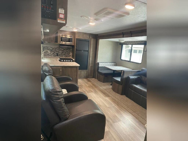 2019 DUTCHMEN ASPEN TRAIL 2880RKS: $194 BW! in Travel Trailers & Campers in Saskatoon - Image 4