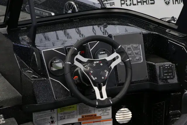 2025 SKEETER WXR2060 + YAMAHA 250 HP in Powerboats & Motorboats in Ottawa - Image 16