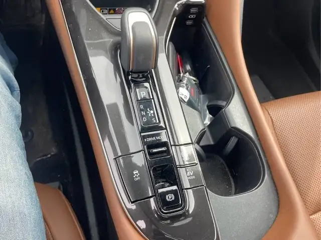 2025 Toyota Crown Crown Signia Limited AWD in Cars & Trucks in Mississauga / Peel Region - Image 17