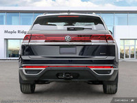 This Volkswagen Atlas Cross Sport boasts a Intercooled Turbo Premium Unleaded I-4 2.0 L/121 engine p... (image 5)