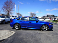 Turn heads in this Aegean Blue Metallic 2022 Honda Civic Sedan EX. Boasting a low 54,467 km, this Ce... (image 3)
