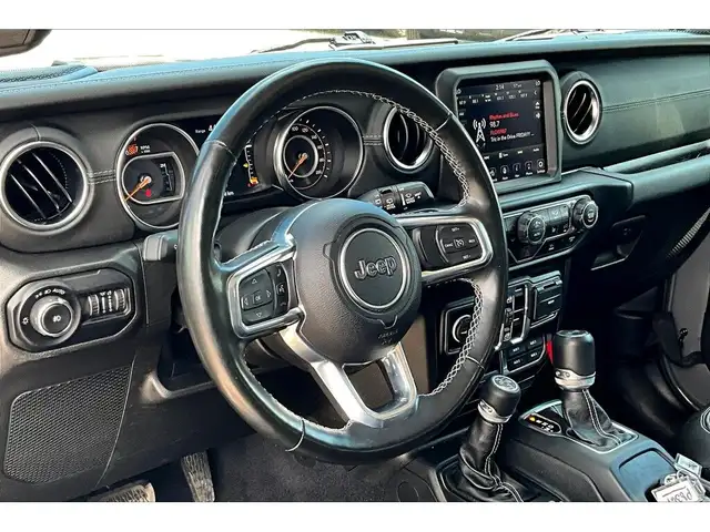 2022 Jeep Wrangler Sahara | Heated Leather | Alpine | Tow Pkg |  in Cars & Trucks in Mississauga / Peel Region - Image 14